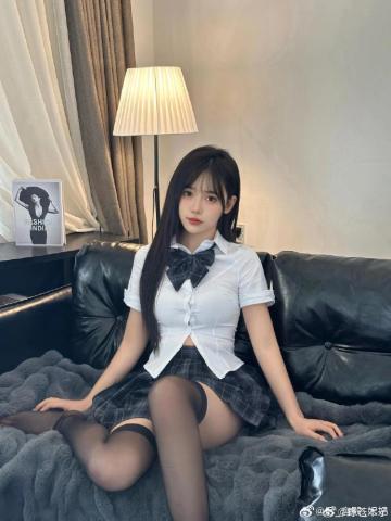 AI黄豆魔改动漫在线